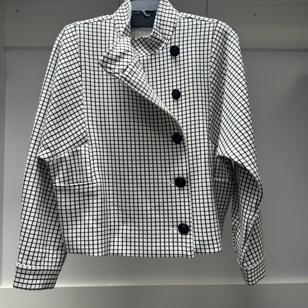 ❗️Price Reduced! Cabi   Jacket Black and White Size S - Picture 2 of 2
